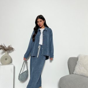 חליפות קורדרוי מכופתרות בצבעים