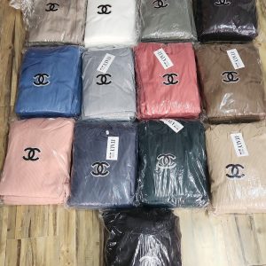 חולצת בייסיק סריג חצי גולף דגם C