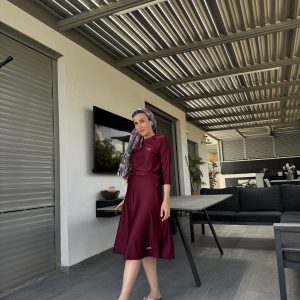 חליפת ספורט/ בגד ים עם טייץ מחובר צבע בורדו