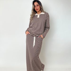 חליפות פסים צווארון